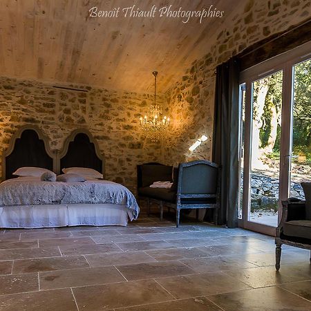 Le Domaine Saint Martin Bed & Breakfast Flassans-sur-Issole Bagian luar foto